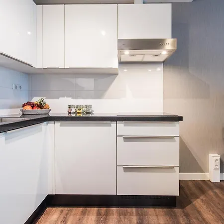 Yays North By Numa Aparthotel 4*