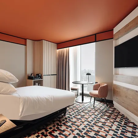 Doubletree By Hilton Centraal Station 4* Amsterdam