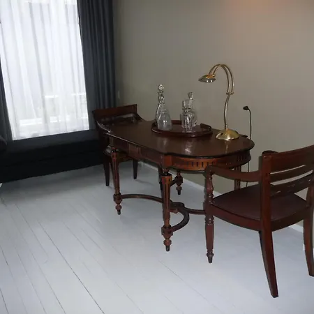 Bed and Breakfast Westviolet