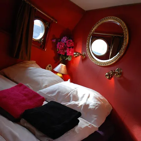 Hotel Hotelboot Zwaan