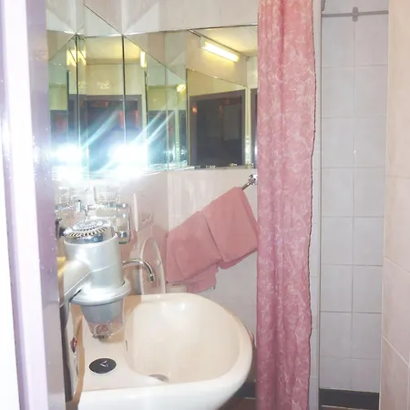 Hotel Nadia