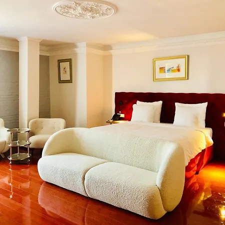Chasse Residency Hotel 4*