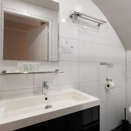 Midtown Extra Hotel 3*