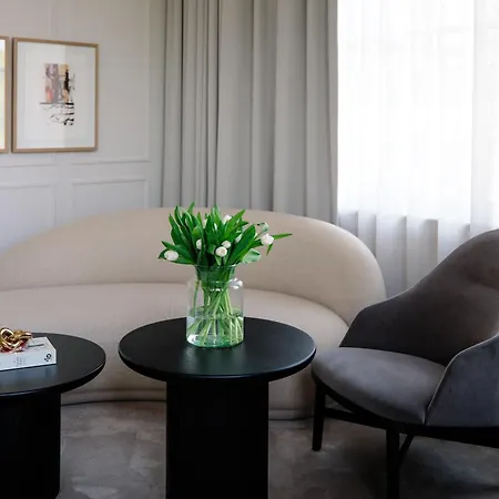 Hotel Pillows Grand Boutique Maurits At The Park - Small Luxury