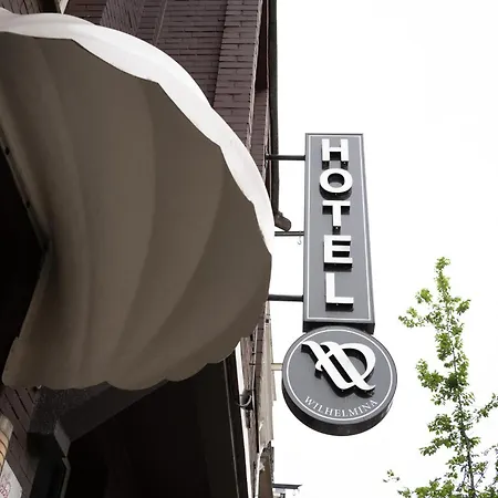 Aadam Wilhelmina Hotel 3*