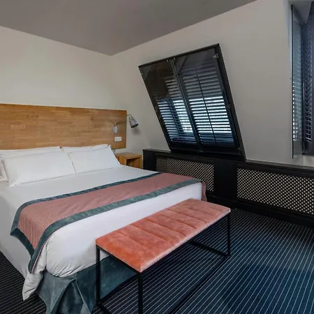 Hotel Catalonia Vondel 4*