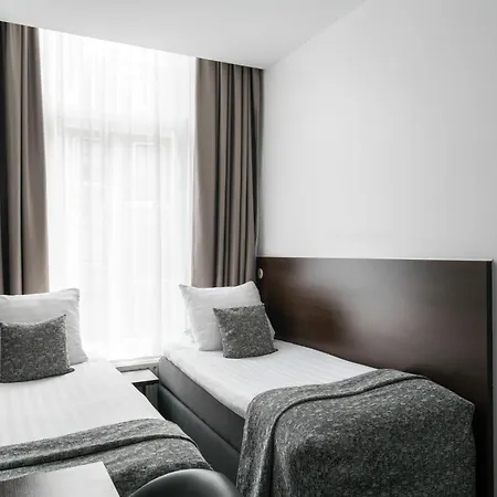 Hotel City Garden 3*
