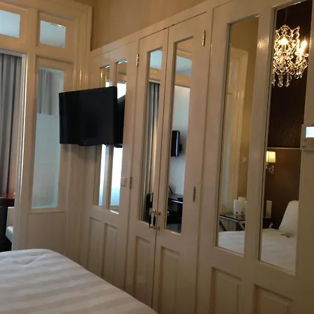 Apple Hotel 3*