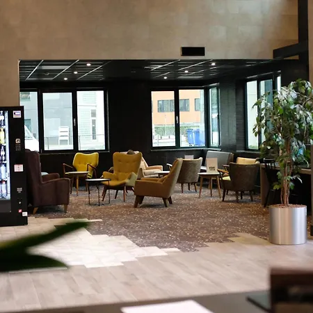 Levell Hotel 3*