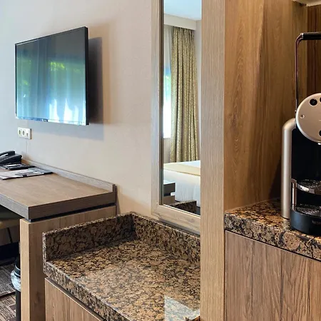 Hotel Xo Blue Square 3*