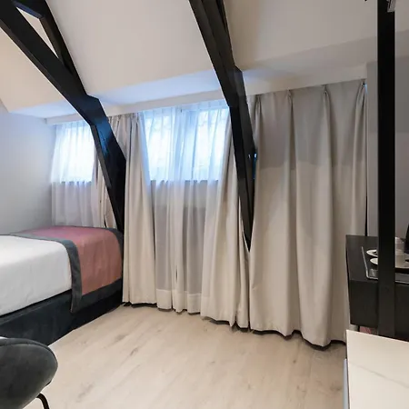 Catalonia Vondel Hotel