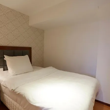 Chasse Hotel
