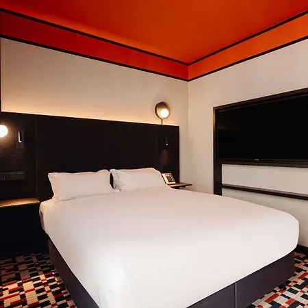 Doubletree By Hilton Centraal Station 4*