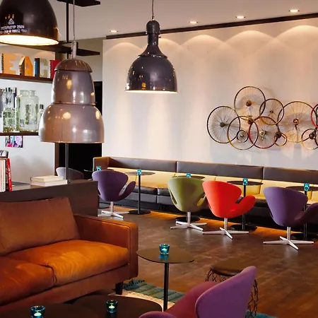 Hotell One 3*