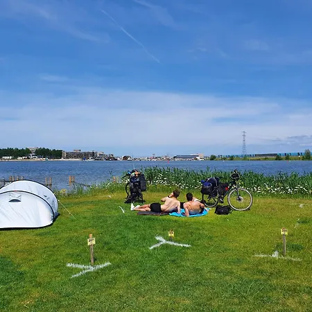 Zeeburg 3*