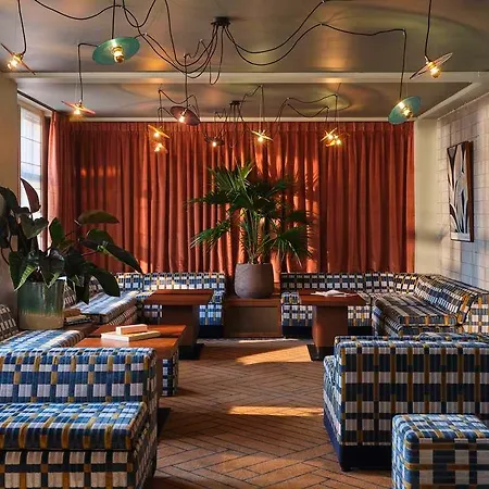 Hotel The Hoxton, Lloyd 4*