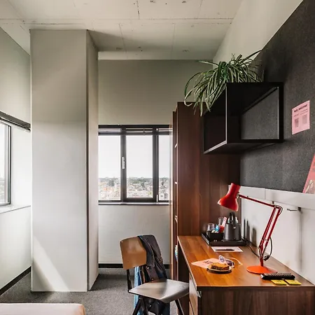 Hotel The Social Hub 4*