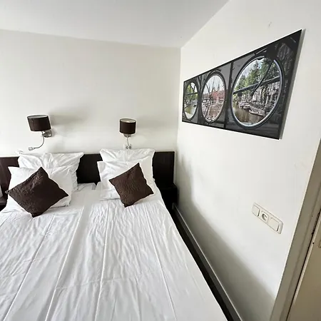 Hotel Prinsengracht 3*