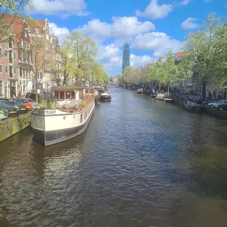 Woonboot Josja Homestay Amsterdam
