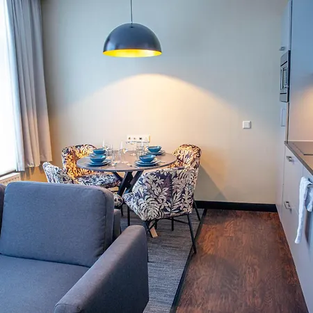 Golden Mansion Aparthotel