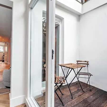 Spacious In The Center! *