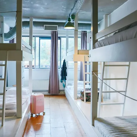 Hostel Clinkmama *