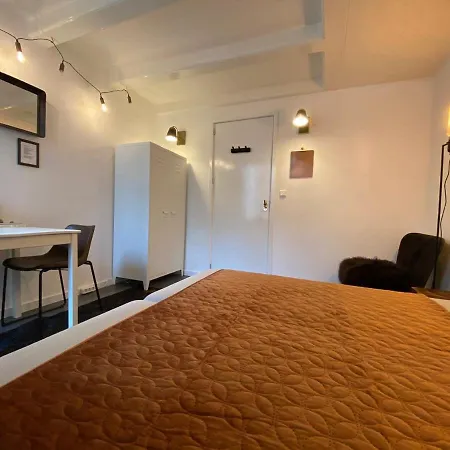 Herberg Cozy Studio In The Heart Of Amsterdam