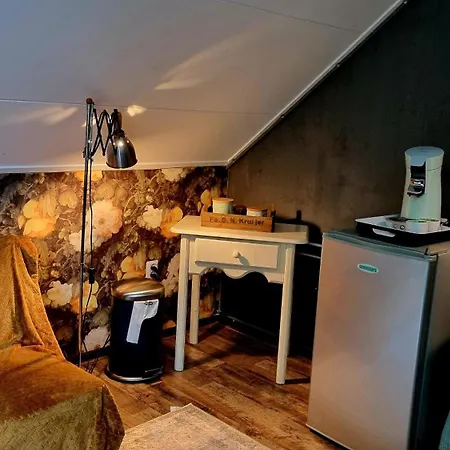 Farmer , Bed, Bike And Breakfast In فندق مبيت وإفطار