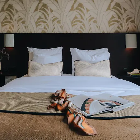 Omega Hotel