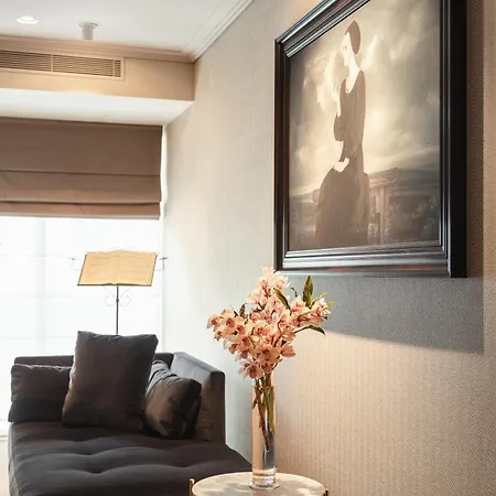 Otel 717 5*