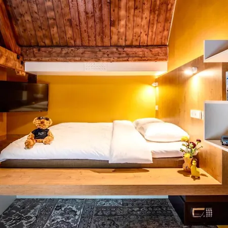 Bunk