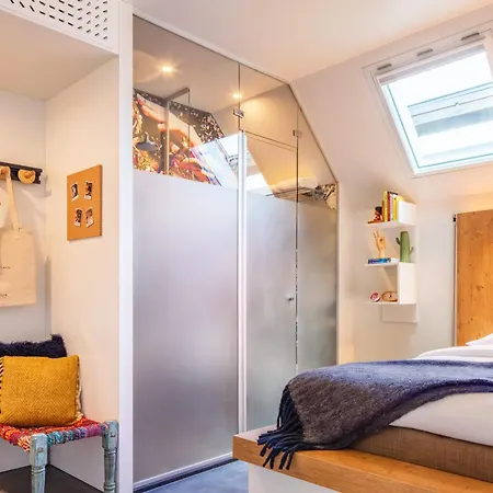 Bunk Hostel *