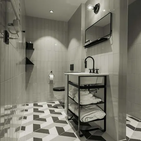 Hotel V Fizeaustraat 4*