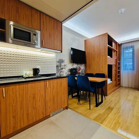 Hotel Chasse Residency 4*