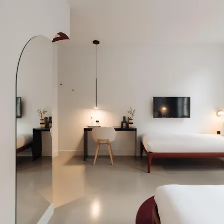 Conscious Museum Square Hotel 4*