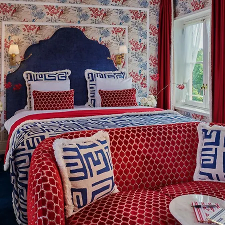 Estheréa Hotel