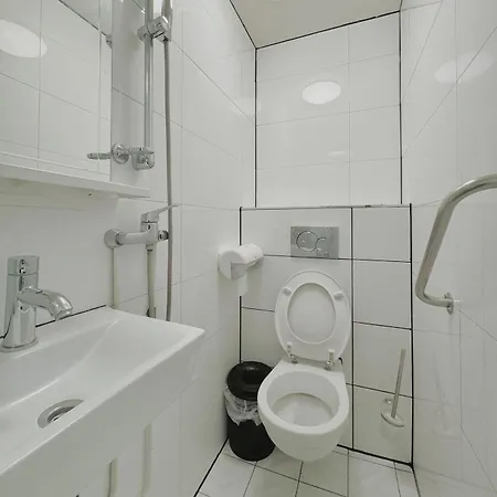 Hotel Cs