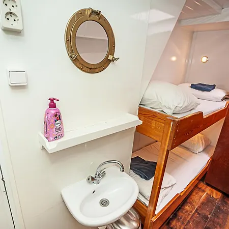 Hotel The @ Mps Noorderzon 2*