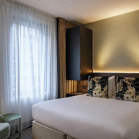 Monet Garden 4*