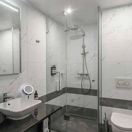 Monet Garden Hotel 4*
