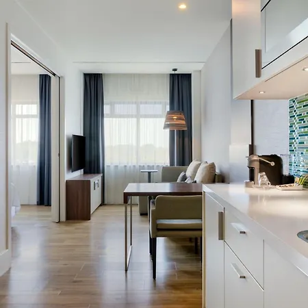 Hotel Element