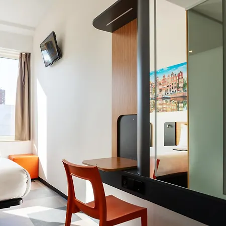 Hotel Easyhotel Arena Boulevard Amsterdam