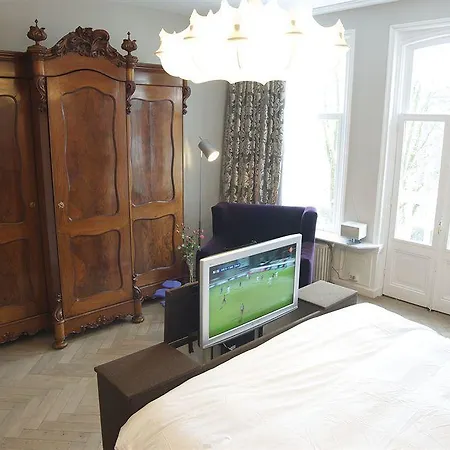 Hotel Amstel Corner 3*