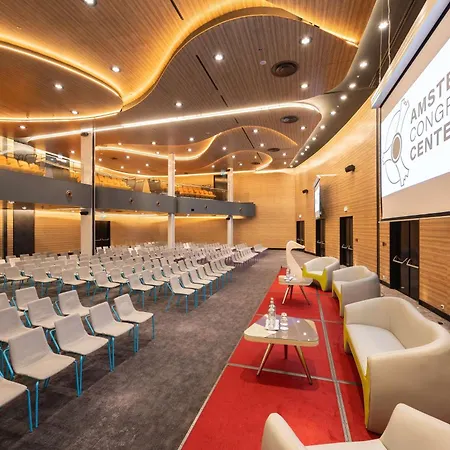 Hotel Park By Radisson City West 4*