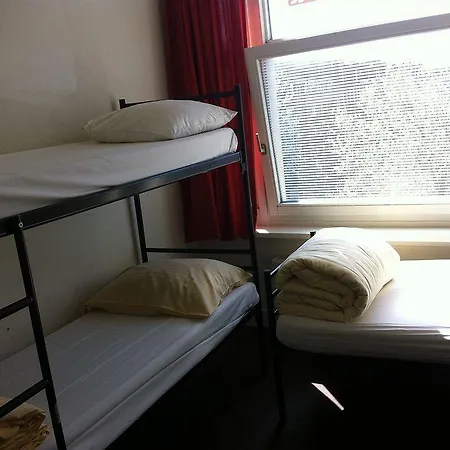Amigo Budget Hostel *