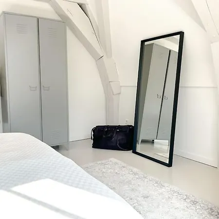 Wijnkopershuis Hendricksz Apartment *