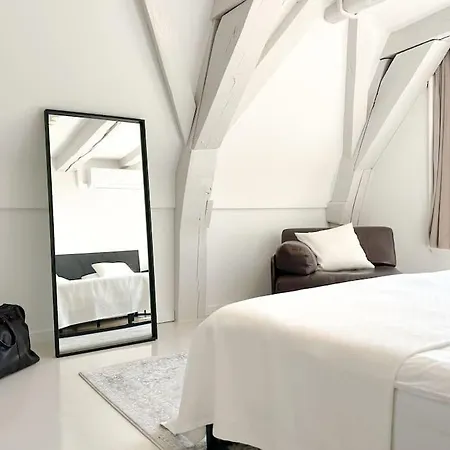 Wijnkopershuis Hendricksz Apartment *