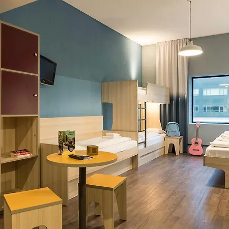 Meininger West Otel