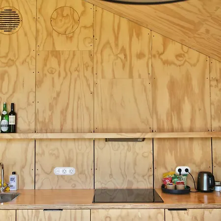 Basecamp 4* Amsterdam