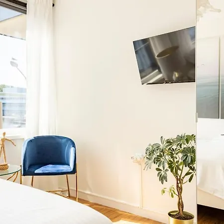 My On The Water Apartment Amsterdam